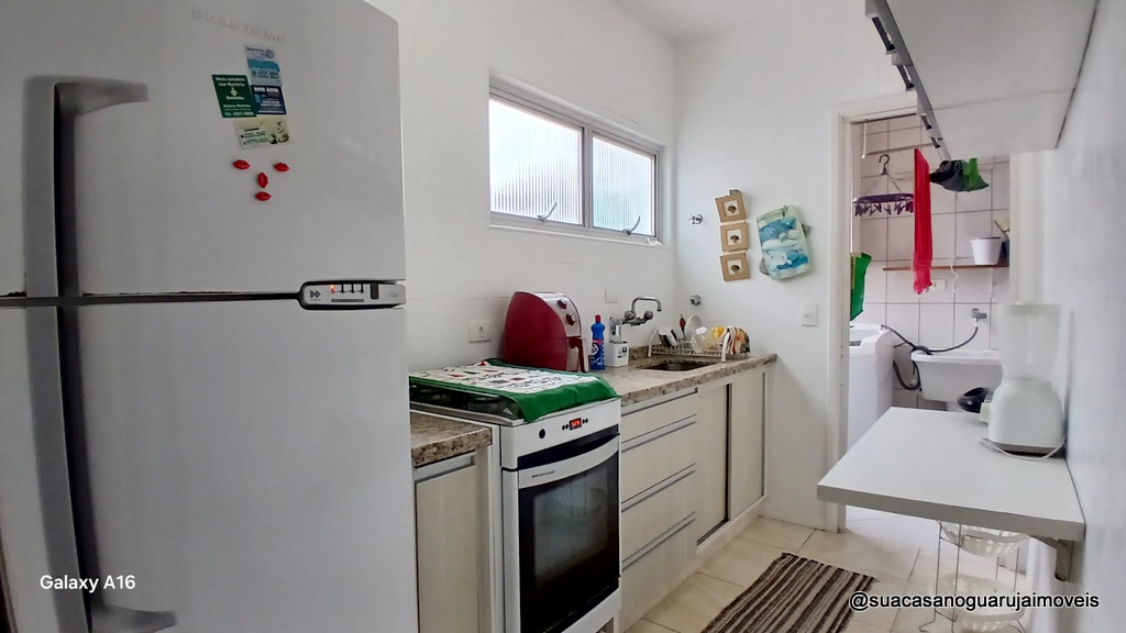 Apartamento com 3 dormitórios 1 suite 1 vaga 78 m² por R$ 320.000 - Jardim Virginia - Guarujá/SP - AP511691V