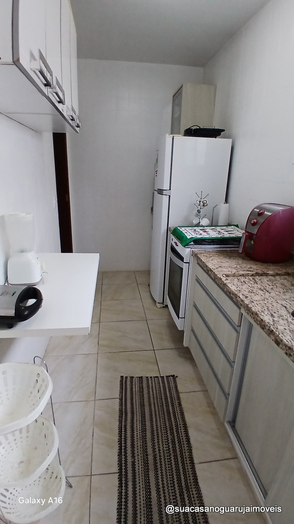 Apartamento com 3 dormitórios 1 suite 1 vaga 78 m² por R$ 320.000 - Jardim Virginia - Guarujá/SP - AP511691V