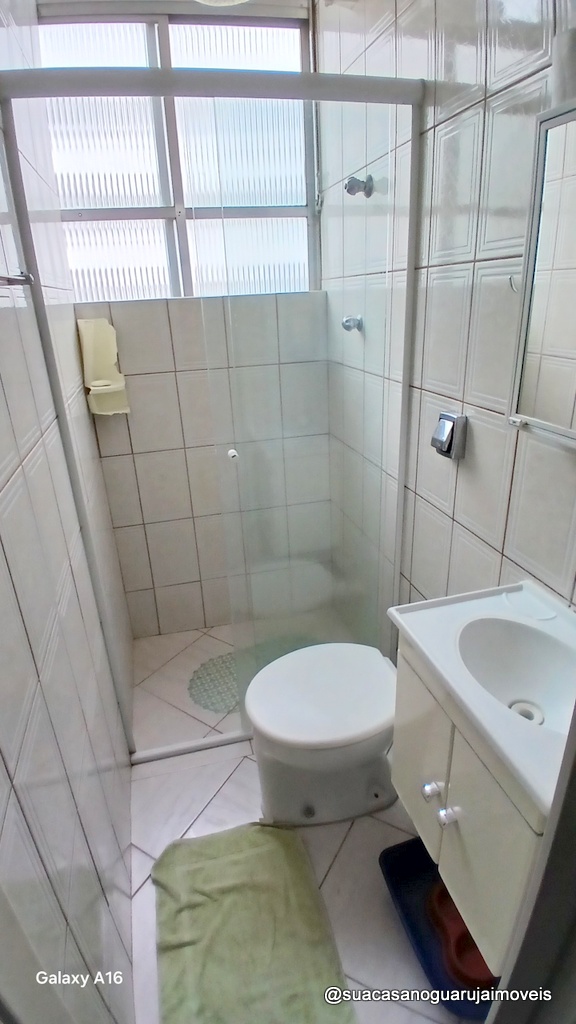 Apartamento com 3 dormitórios 1 suite 1 vaga 78 m² por R$ 320.000 - Jardim Virginia - Guarujá/SP - AP511691V