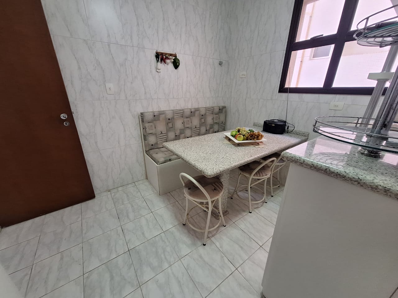 Apartamento venda 3 suites  200m vista total Pitangueiras Guaruja R4828855