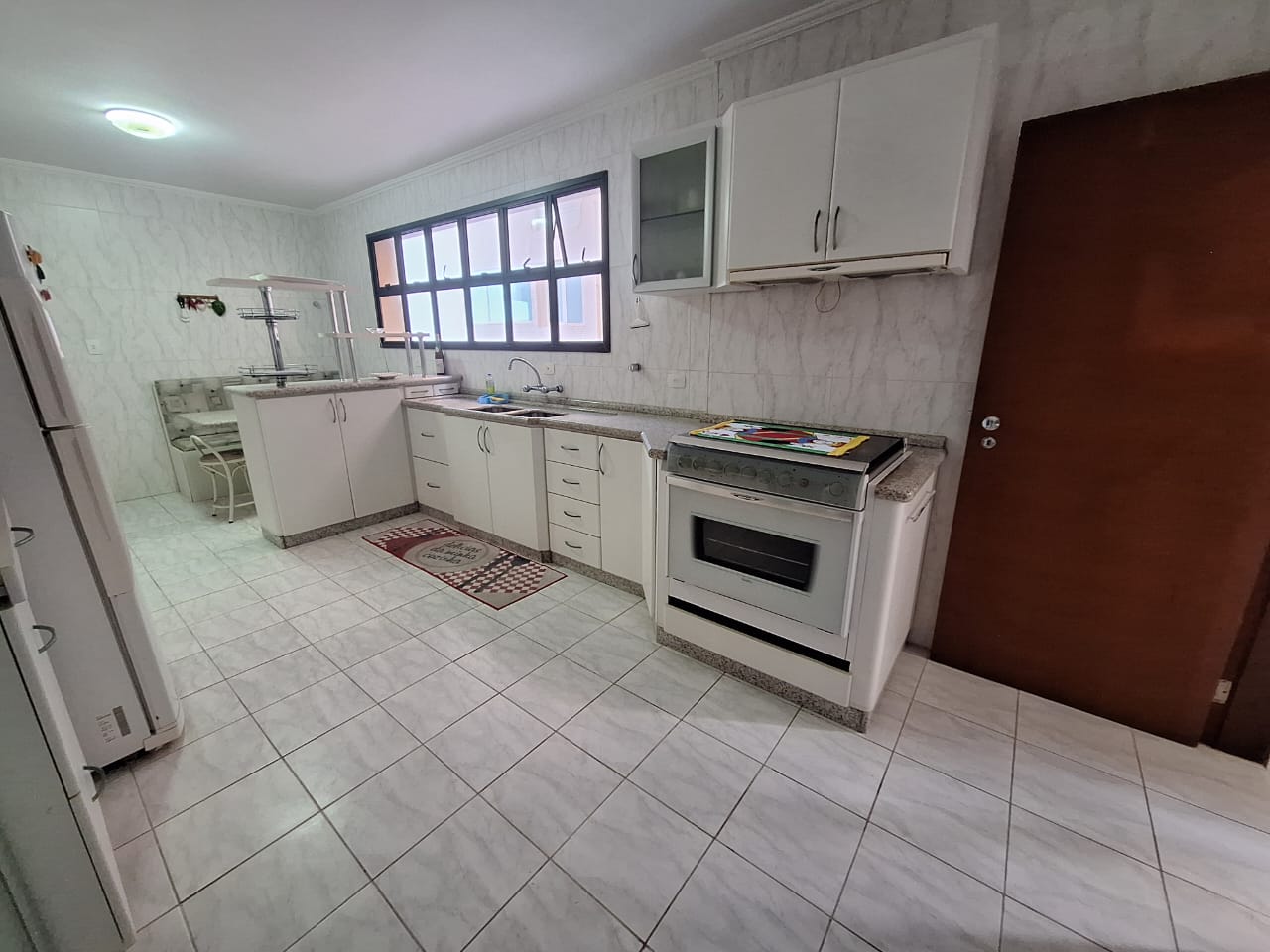 Apartamento venda 3 suites  200m vista total Pitangueiras Guaruja R4828855