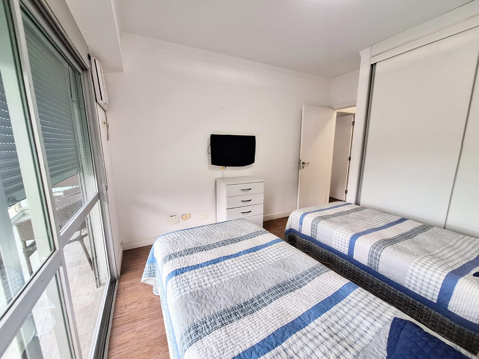 apartamento venda 3 dormitorios 3 suites 2 vagas frente mar enseada guaruja R1831271
