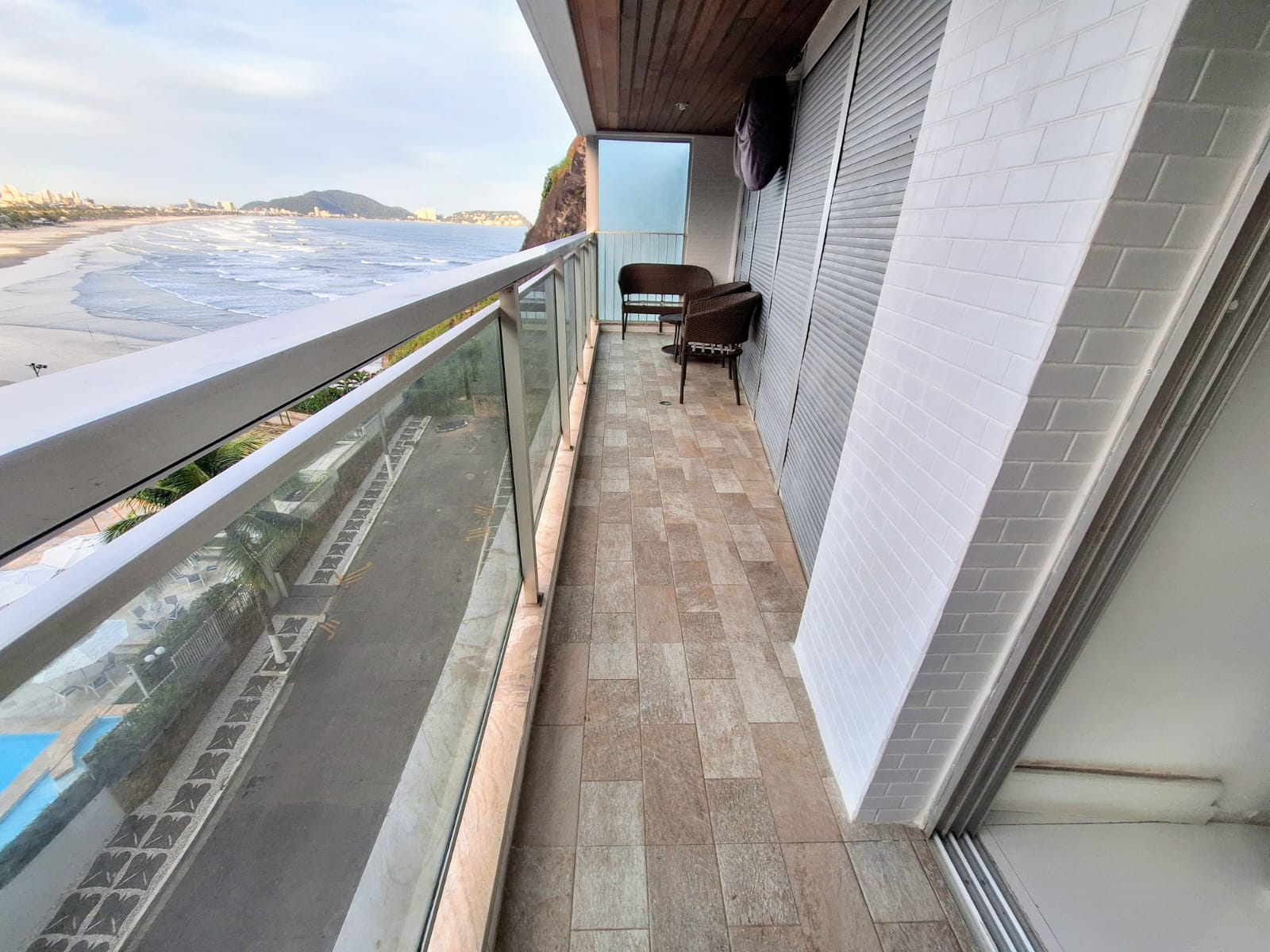 apartamento venda 3 dormitorios 3 suites 2 vagas frente mar enseada guaruja R1831271