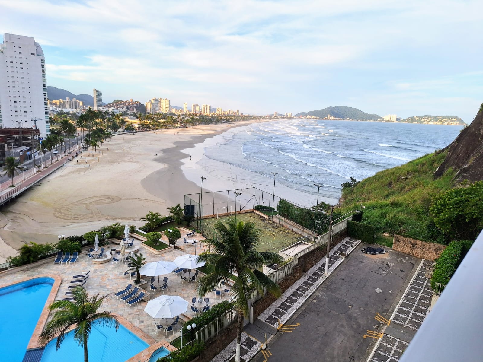 Apartamento com vista para o Mar - Venda, Pitangueiras, Guarujá, SP