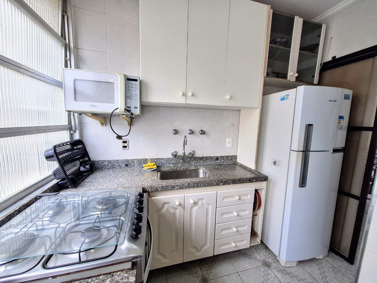 Apartamento com 2 dormitorios  à venda - Pitangueiras Guaruja  R1706709