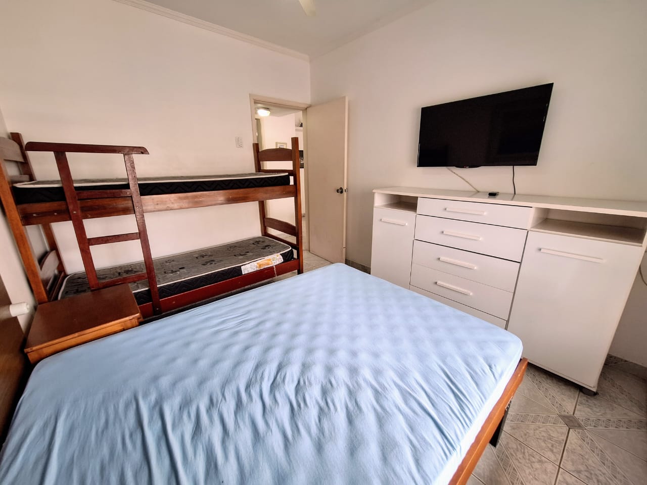 Apartamento com 2 dormitorios  à venda - Pitangueiras Guaruja  R1706709