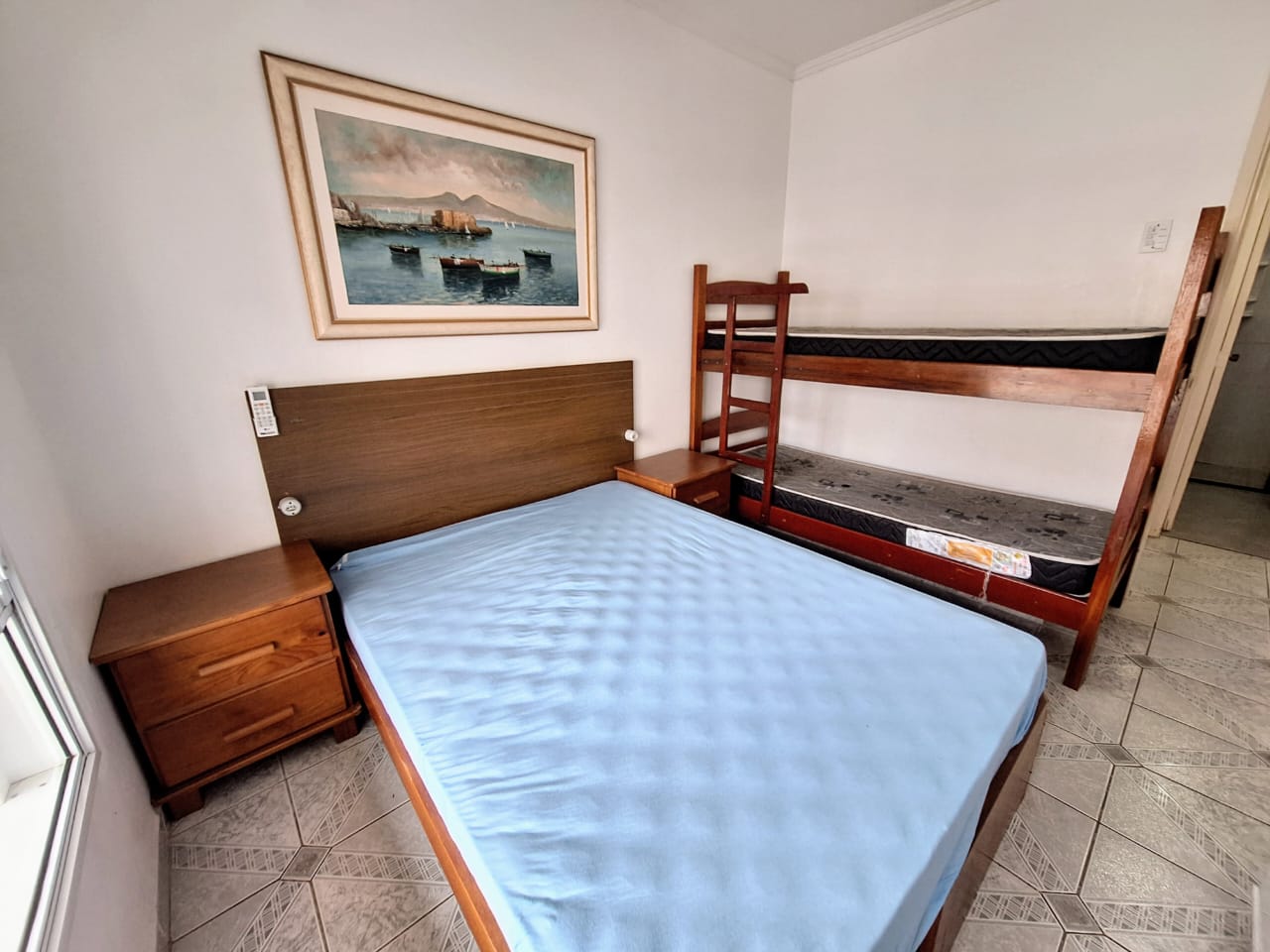 Apartamento com 2 dormitorios  à venda - Pitangueiras Guaruja  R1706709