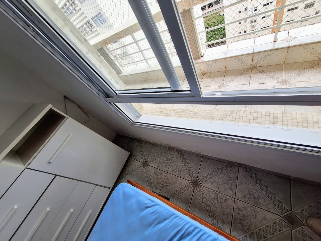 Apartamento com 2 dormitorios  à venda - Pitangueiras Guaruja  R1706709