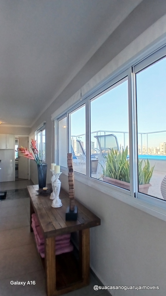 Cobertura com 3 dormitorios  1 suite 3 vagas  à Venda, 230 m² por R$ 1.600.000  CO100E