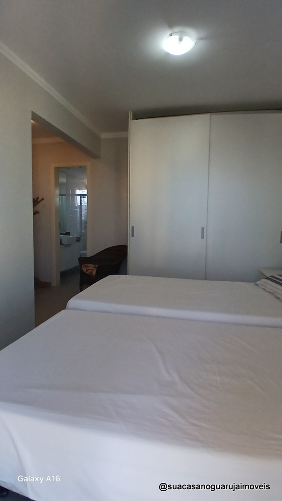 Cobertura com 3 dormitorios  1 suite 3 vagas  à Venda, 230 m² por R$ 1.600.000  CO100E