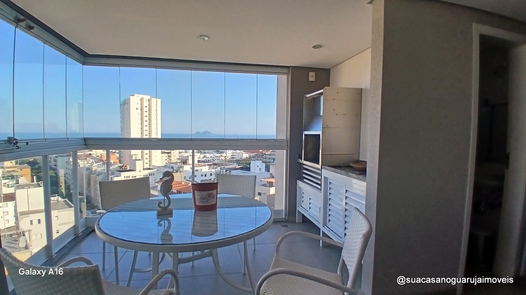 Cobertura com 3 dormitorios  1 suite 3 vagas  à Venda, 230 m² por R$ 1.600.000  CO100E