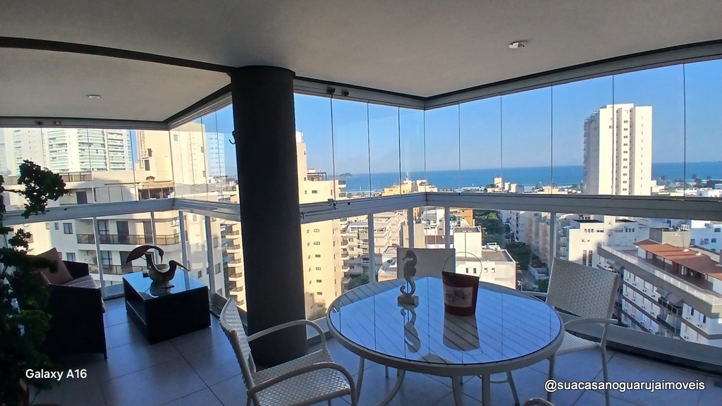 Cobertura com 3 dormitorios  1 suite 3 vagas  à Venda, 230 m² por R$ 1.600.000  CO100E