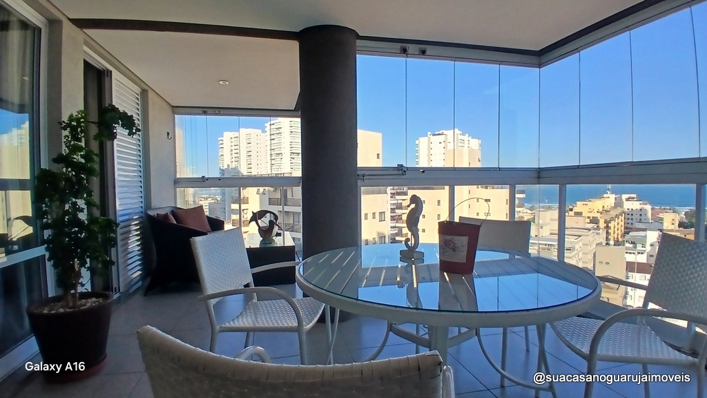 Cobertura com 3 dormitorios  1 suite 3 vagas  à Venda, 230 m² por R$ 1.600.000  CO100E