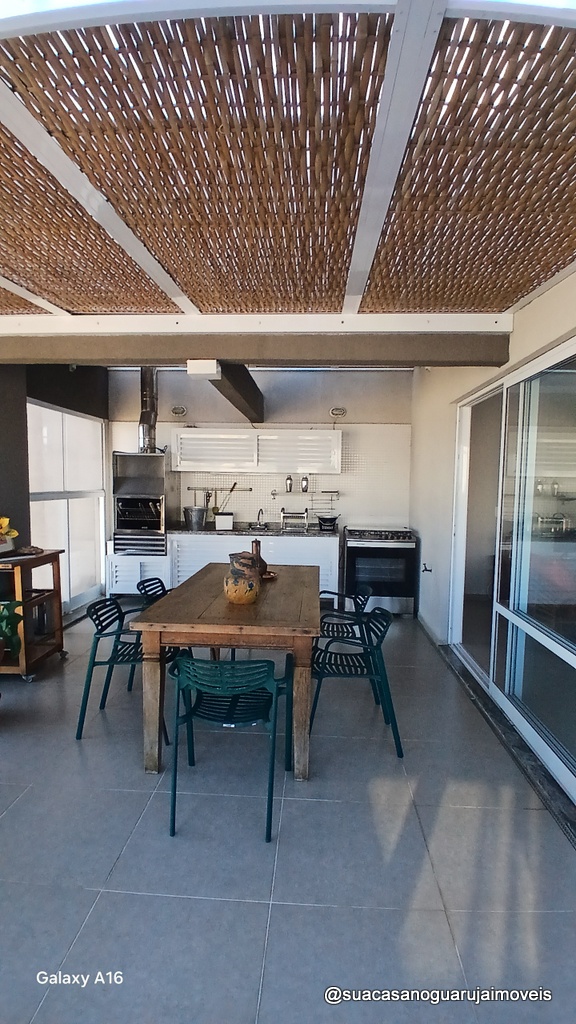 Cobertura com 3 dormitorios  1 suite 3 vagas  à Venda, 230 m² por R$ 1.600.000  CO100E