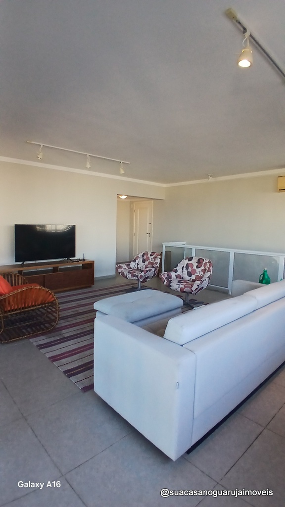 Cobertura com 3 dormitorios  1 suite 3 vagas  à Venda, 230 m² por R$ 1.600.000  CO100E