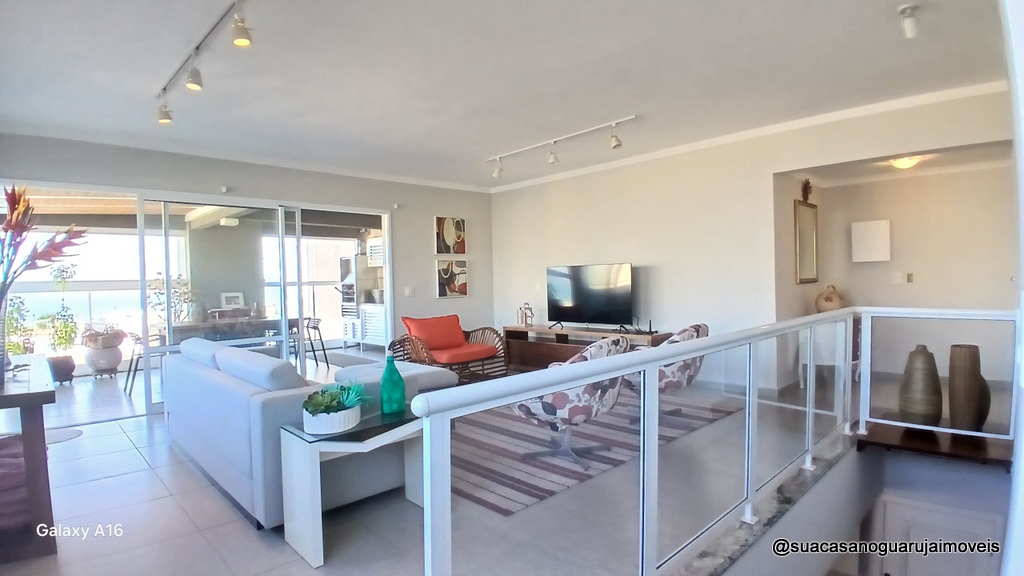 Cobertura com 3 dormitorios  1 suite 3 vagas  à Venda, 230 m² por R$ 1.600.000  CO100E