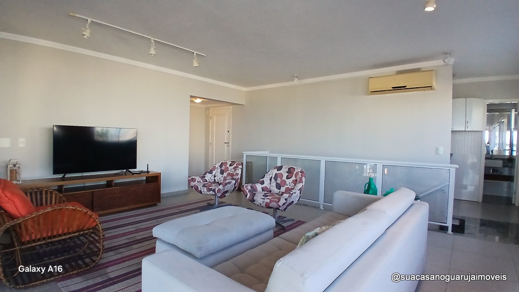 Cobertura com 3 dormitorios  1 suite 3 vagas  à Venda, 230 m² por R$ 1.600.000  CO100E