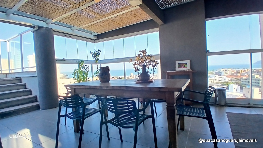 Cobertura com 3 dormitorios  1 suite 3 vagas  à Venda, 230 m² por R$ 1.600.000  CO100E