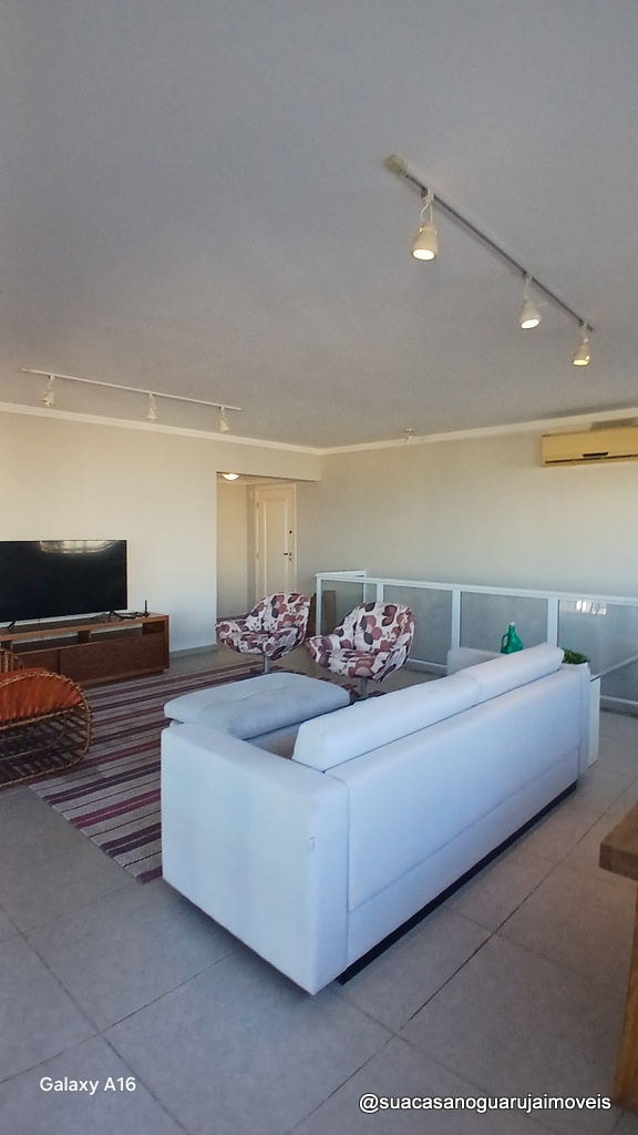 Cobertura com 3 dormitorios  1 suite 3 vagas  à Venda, 230 m² por R$ 1.600.000  CO100E