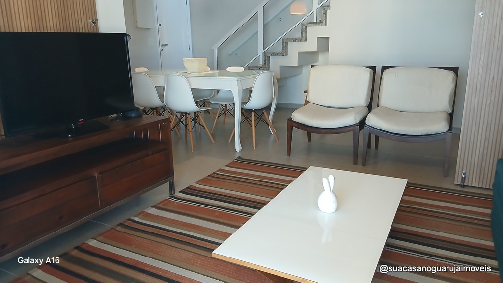 Cobertura com 3 dormitorios  1 suite 3 vagas  à Venda, 230 m² por R$ 1.600.000  CO100E