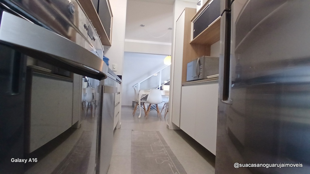 Cobertura com 3 dormitorios  1 suite 3 vagas  à Venda, 230 m² por R$ 1.600.000  CO100E