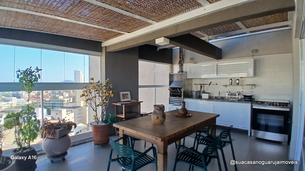 Cobertura com 3 dormitorios  1 suite 3 vagas  à Venda, 230 m² por R$ 1.600.000  CO100E