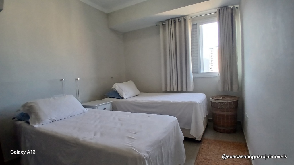 Cobertura com 3 dormitorios  1 suite 3 vagas  à Venda, 230 m² por R$ 1.600.000  CO100E