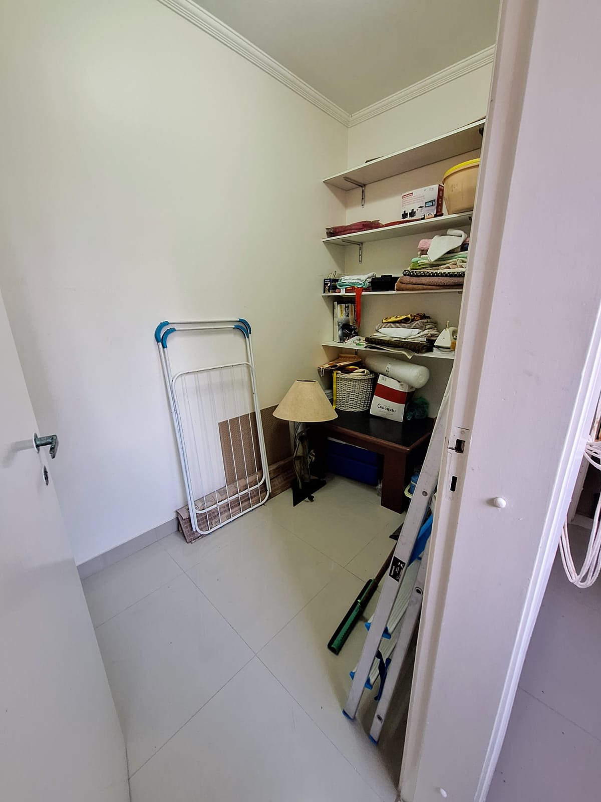 Apartamento frente mar com 3 suítes em Pitangueias - Guarujá