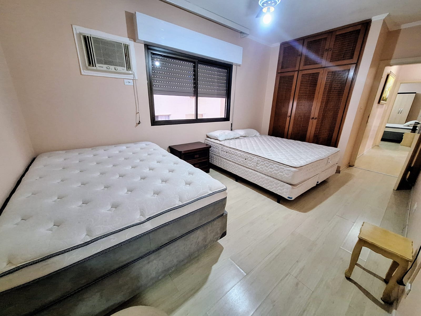Apartamento frente mar com 3 suítes em Pitangueias - Guarujá