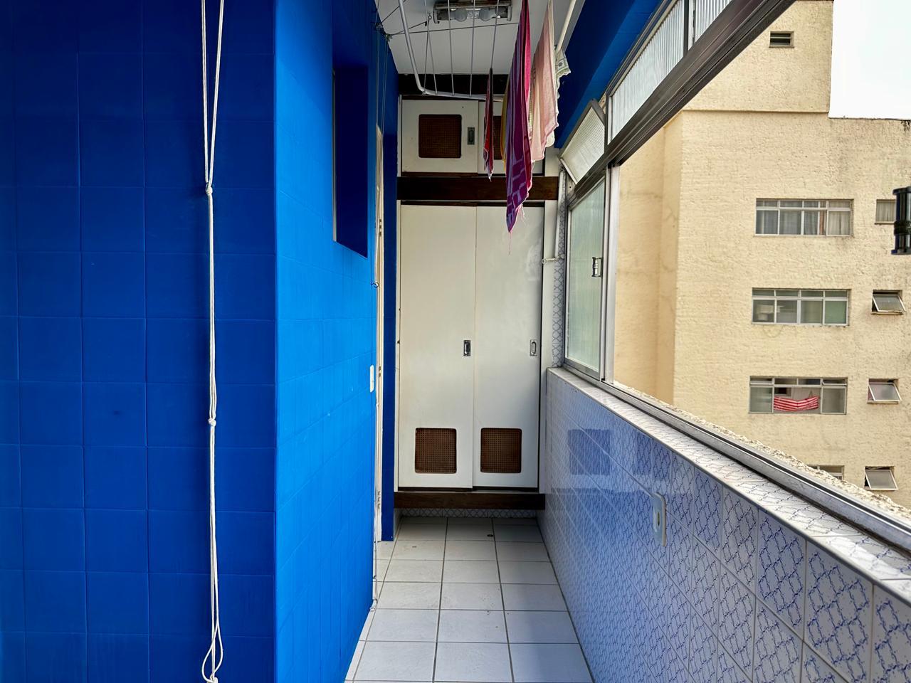 Apartamento com 3 Quartos à Venda, 110 m² por R$ 600.000