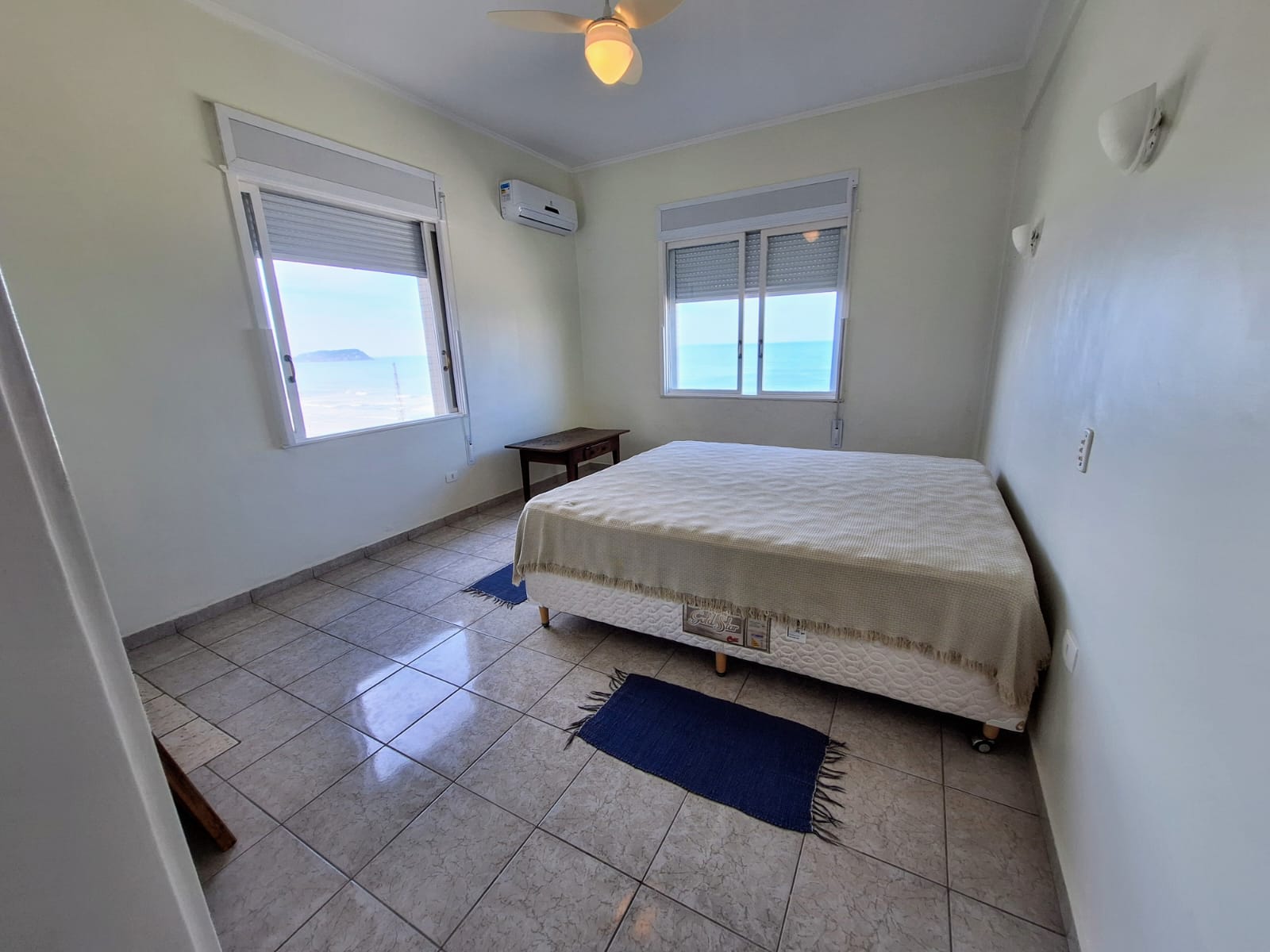 Apartamento Vista total Mar, seno 1 por andar à Venda, 210 m² por R$ 1.200.000