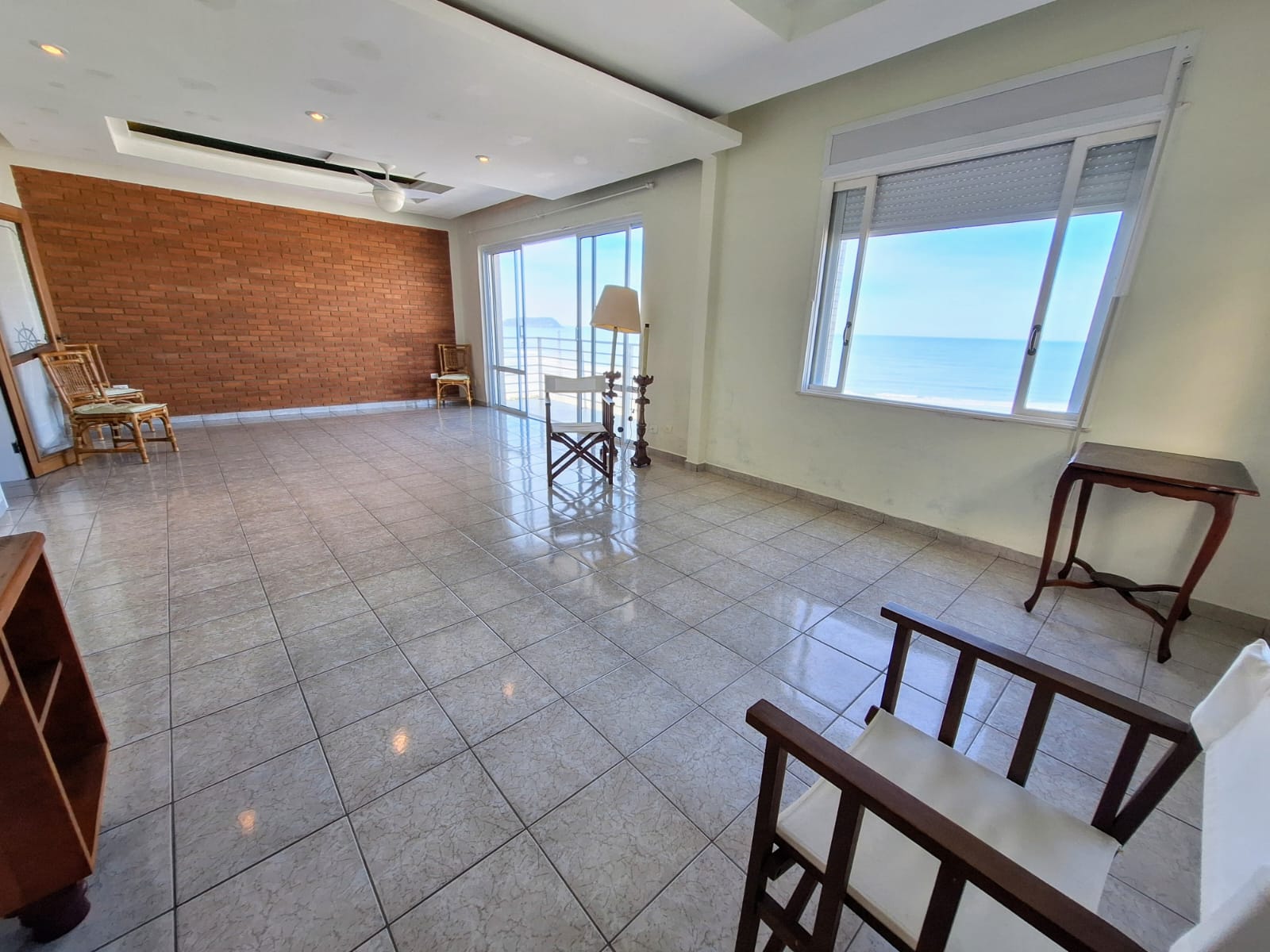 Apartamento Vista total Mar, seno 1 por andar à Venda, 210 m² por R$ 1.200.000