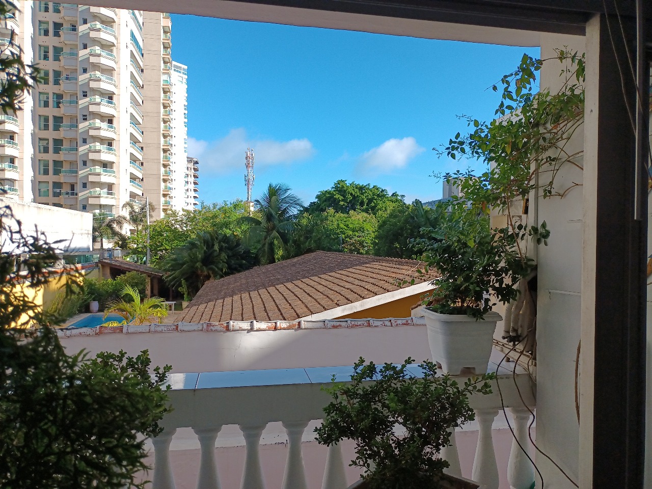 Apartamento com 2 dormitórios 1 vaga 80 m² por R$ 340.000 - Jardim Virginia - Guarujá/SP - COD. AP51169V