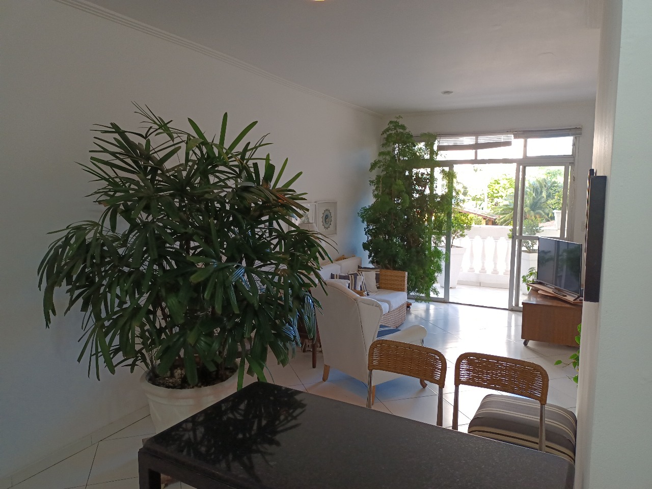 Apartamento com 2 dormitórios 1 vaga 80 m² por R$ 340.000 - Jardim Virginia - Guarujá/SP - COD. AP51169V