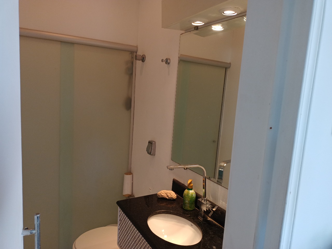 Apartamento com 2 dormitórios 1 vaga 80 m² por R$ 340.000 - Jardim Virginia - Guarujá/SP - COD. AP51169V