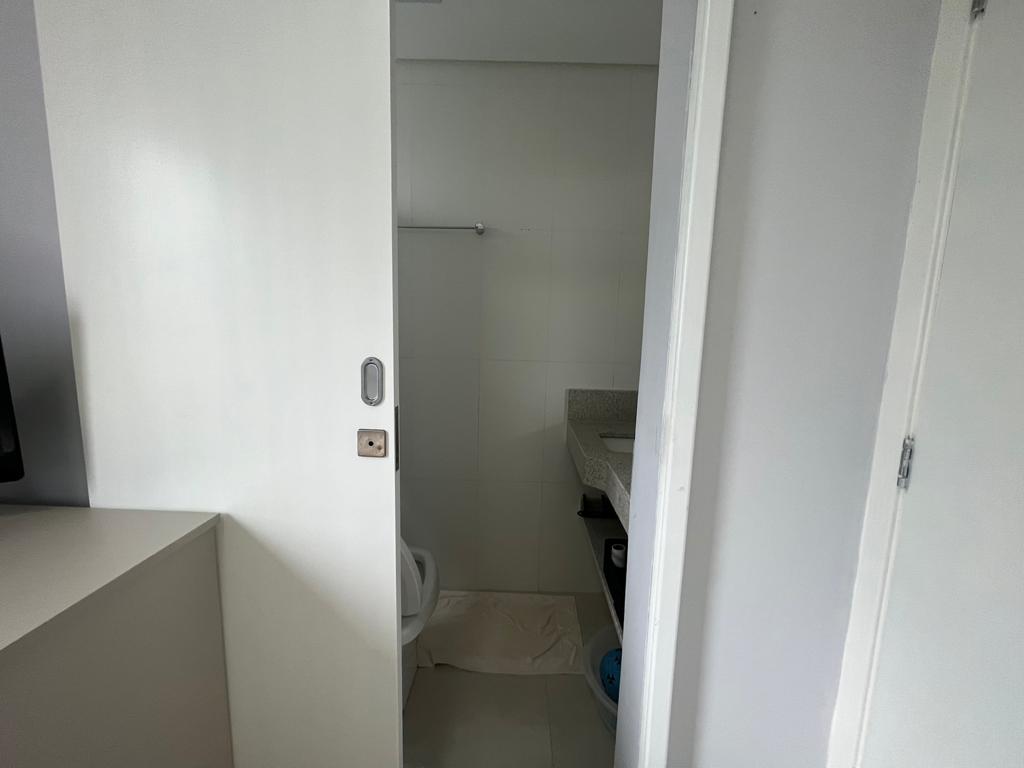 Cobertura à venda e aluguel com 3 quartos, 200m² - Foto 4