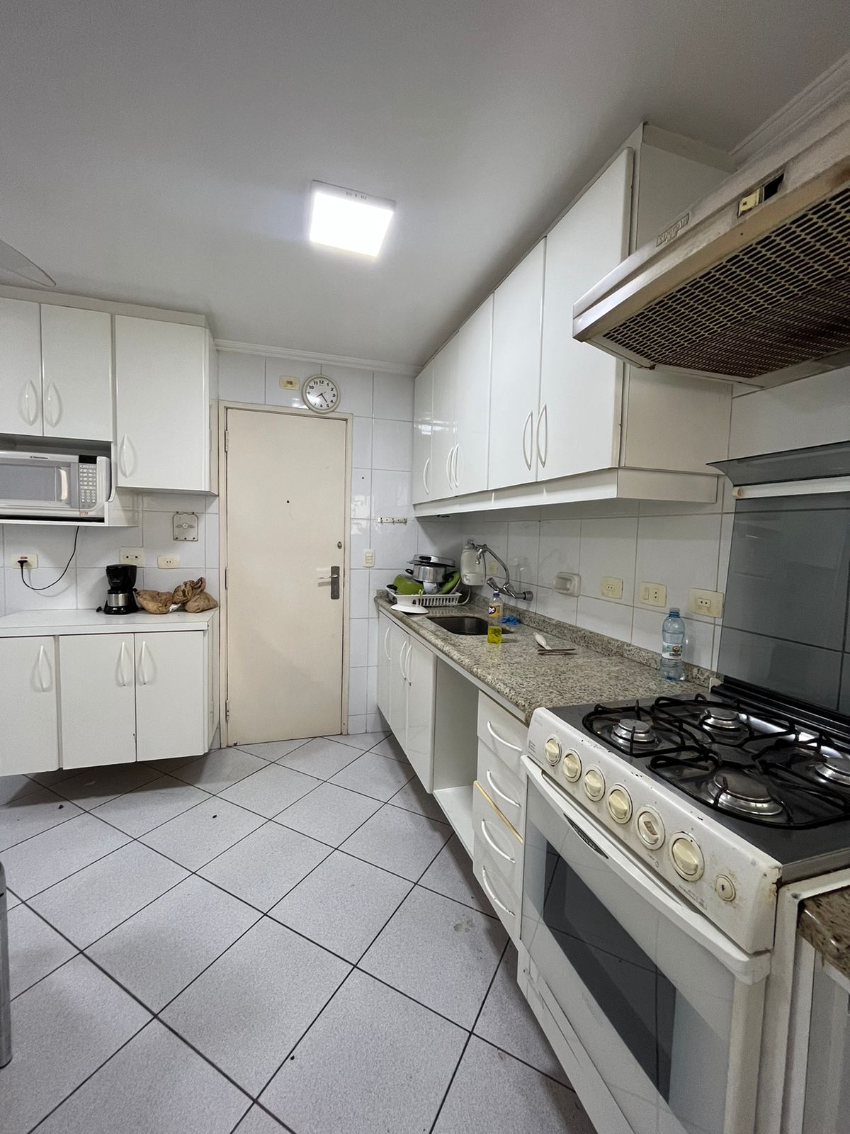 Apartamento à venda com 2 quartos, 150m² - Foto 9