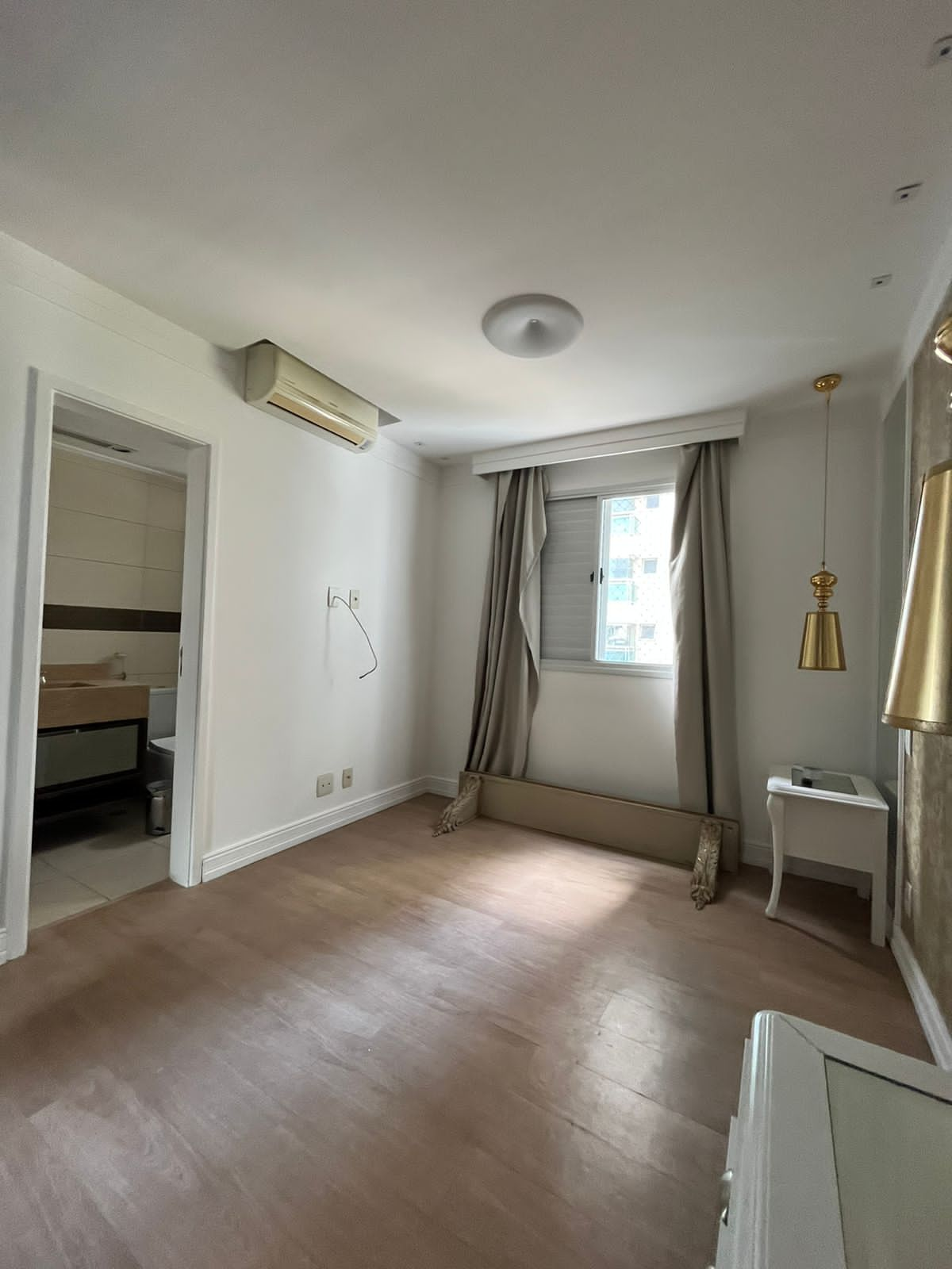 Apartamento à venda com 3 quartos, 118m² - Foto 12