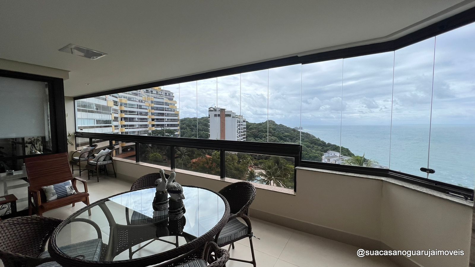 apartamento com 4 dormitórios 4 suites 2 vagas 175 m² por R$ 1.500.000 - Sorocotuba - Guarujá/SP