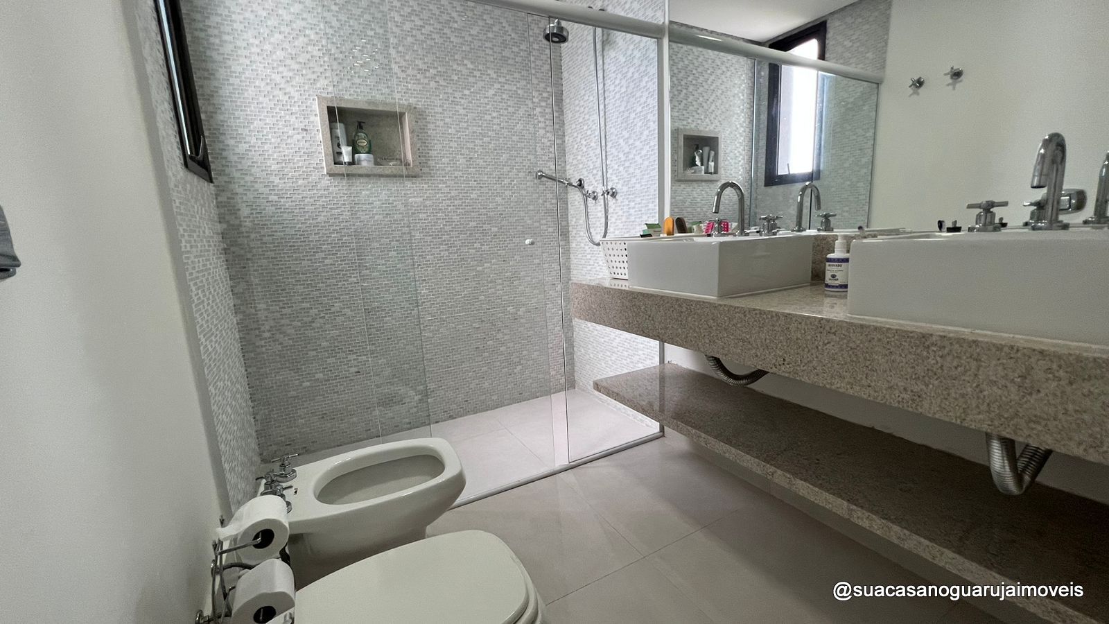 apartamento com 4 dormitórios 4 suites 2 vagas 175 m² por R$ 1.500.000 - Sorocotuba - Guarujá/SP