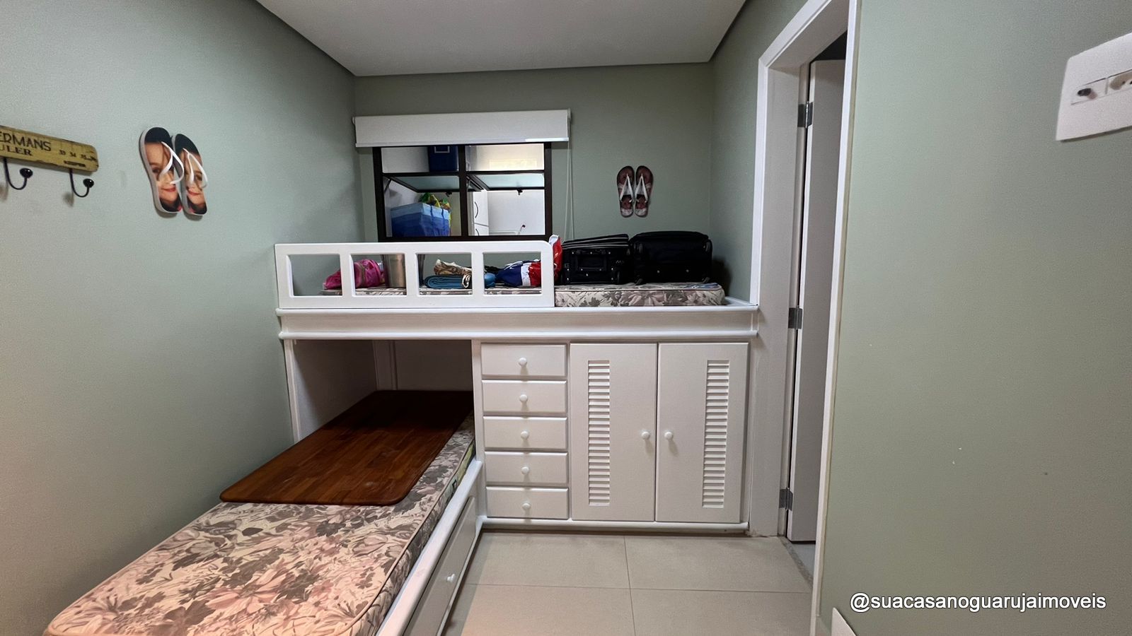 apartamento com 4 dormitórios 4 suites 2 vagas 175 m² por R$ 1.500.000 - Sorocotuba - Guarujá/SP