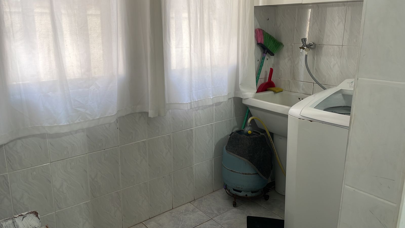 Apartamento à venda com 2 quartos, 65m² - Foto 11