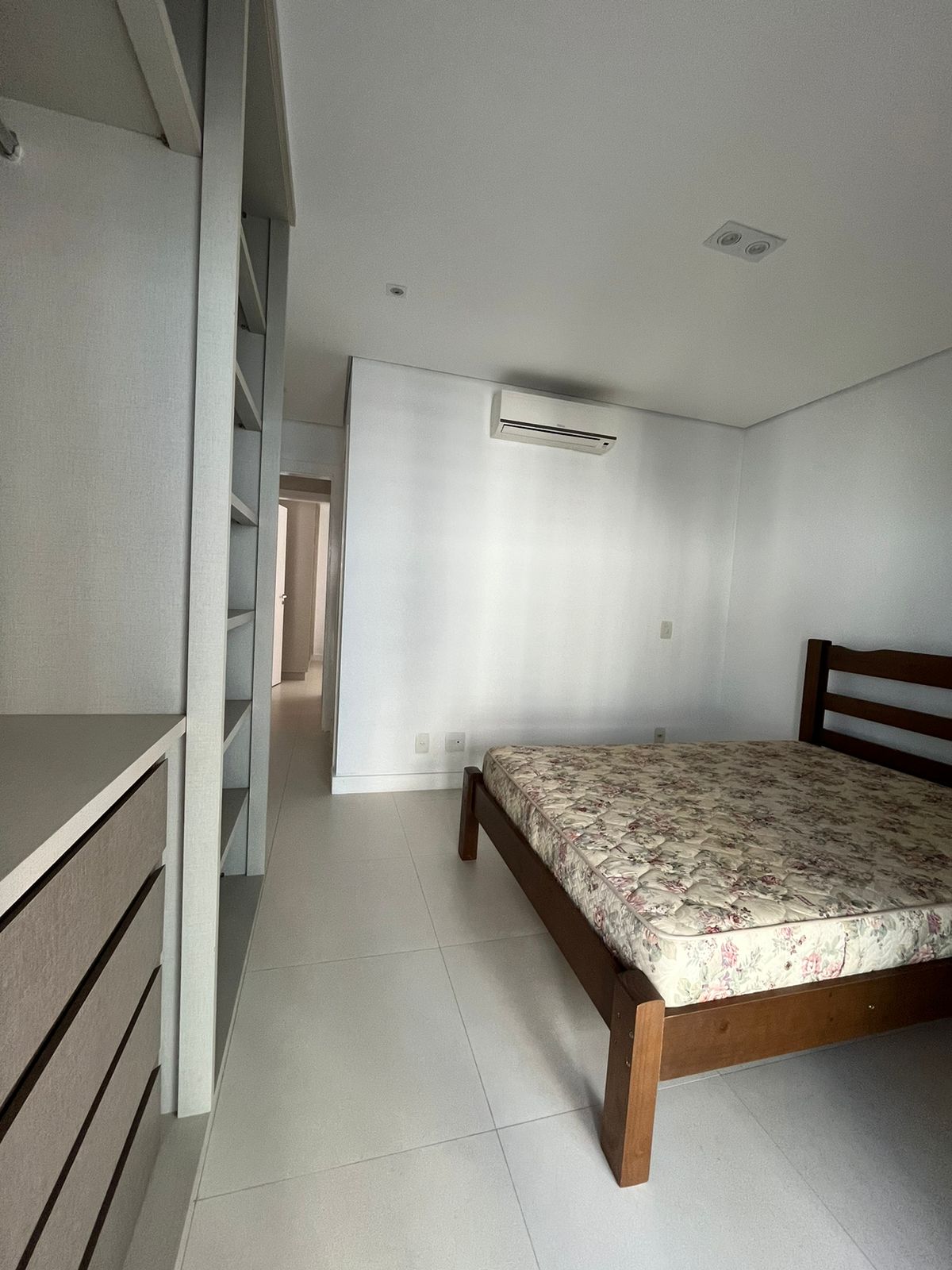 Apartamento para alugar com 2 quartos, 88m² - Foto 12