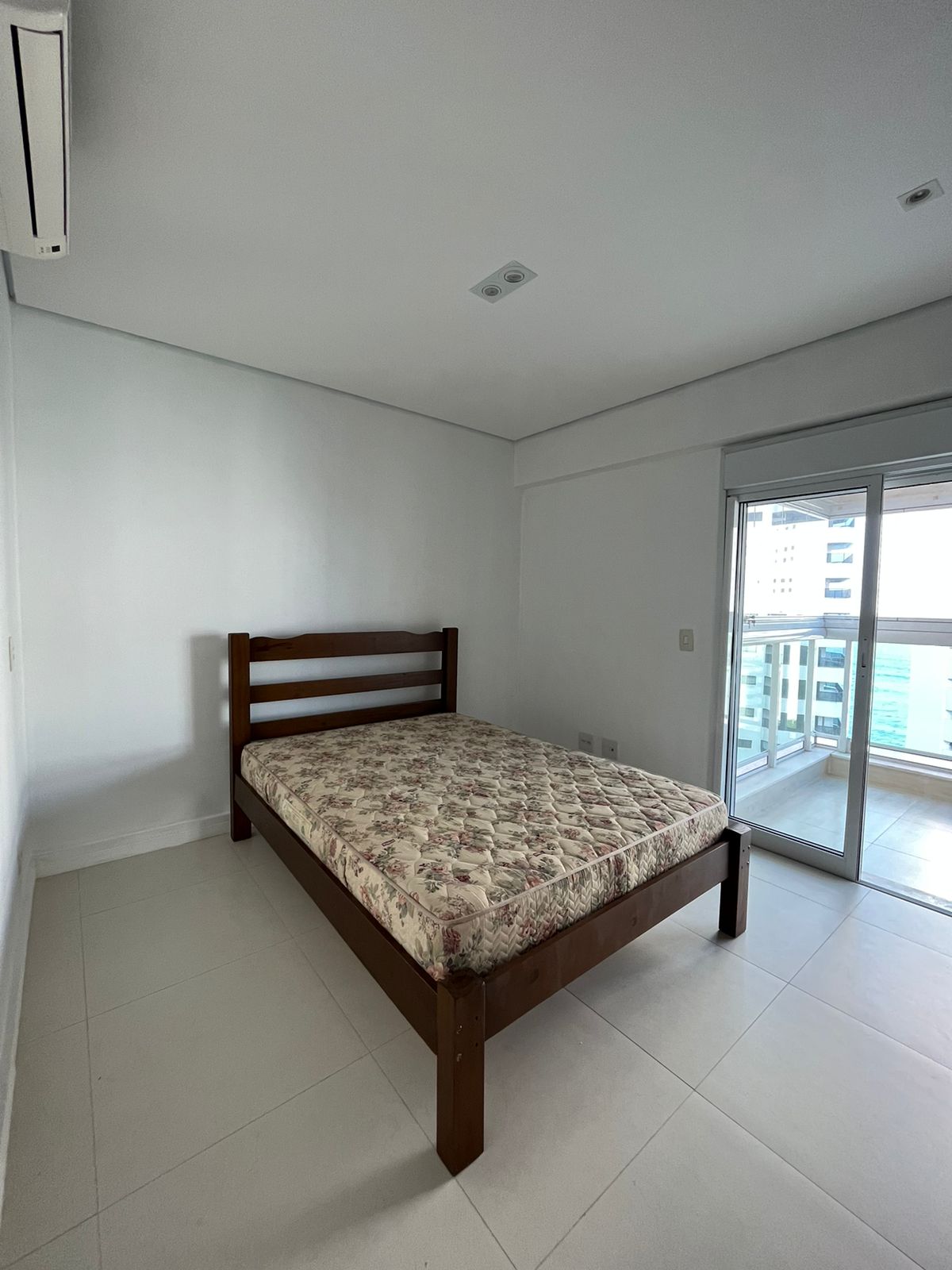 Apartamento para alugar com 2 quartos, 88m² - Foto 13