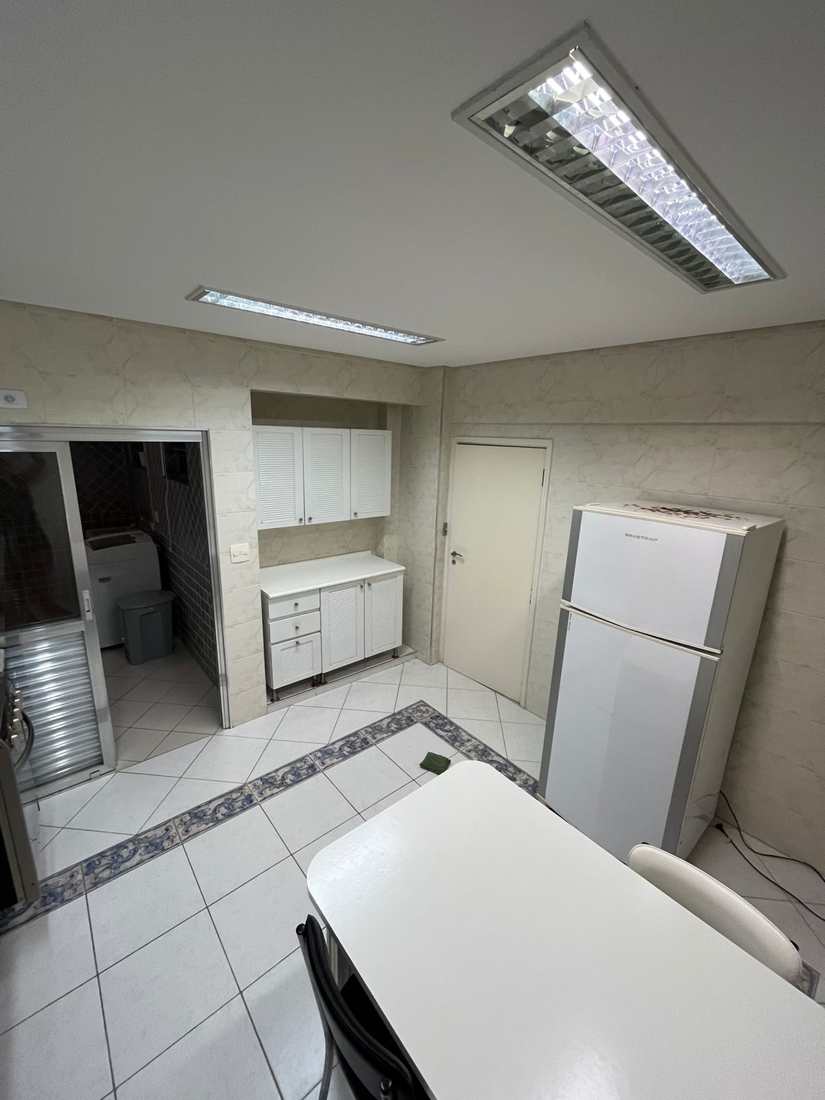 Apartamento à venda com 3 quartos, 168m² - Foto 6