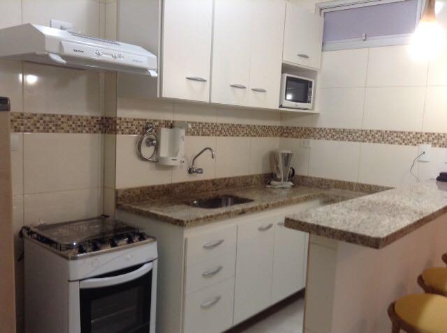 Apartamento à venda com 2 quartos, 68m² - Foto 4