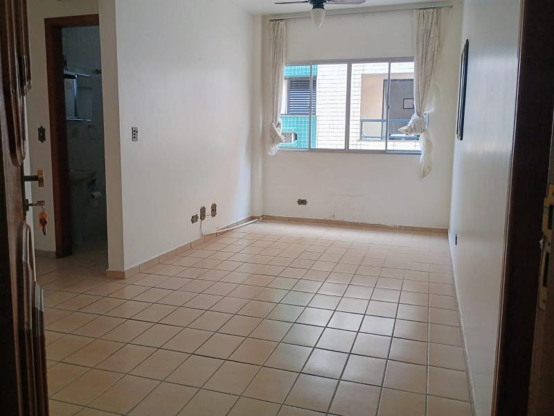 Apartamento com 1 dormitório 1 vaga na Enseada