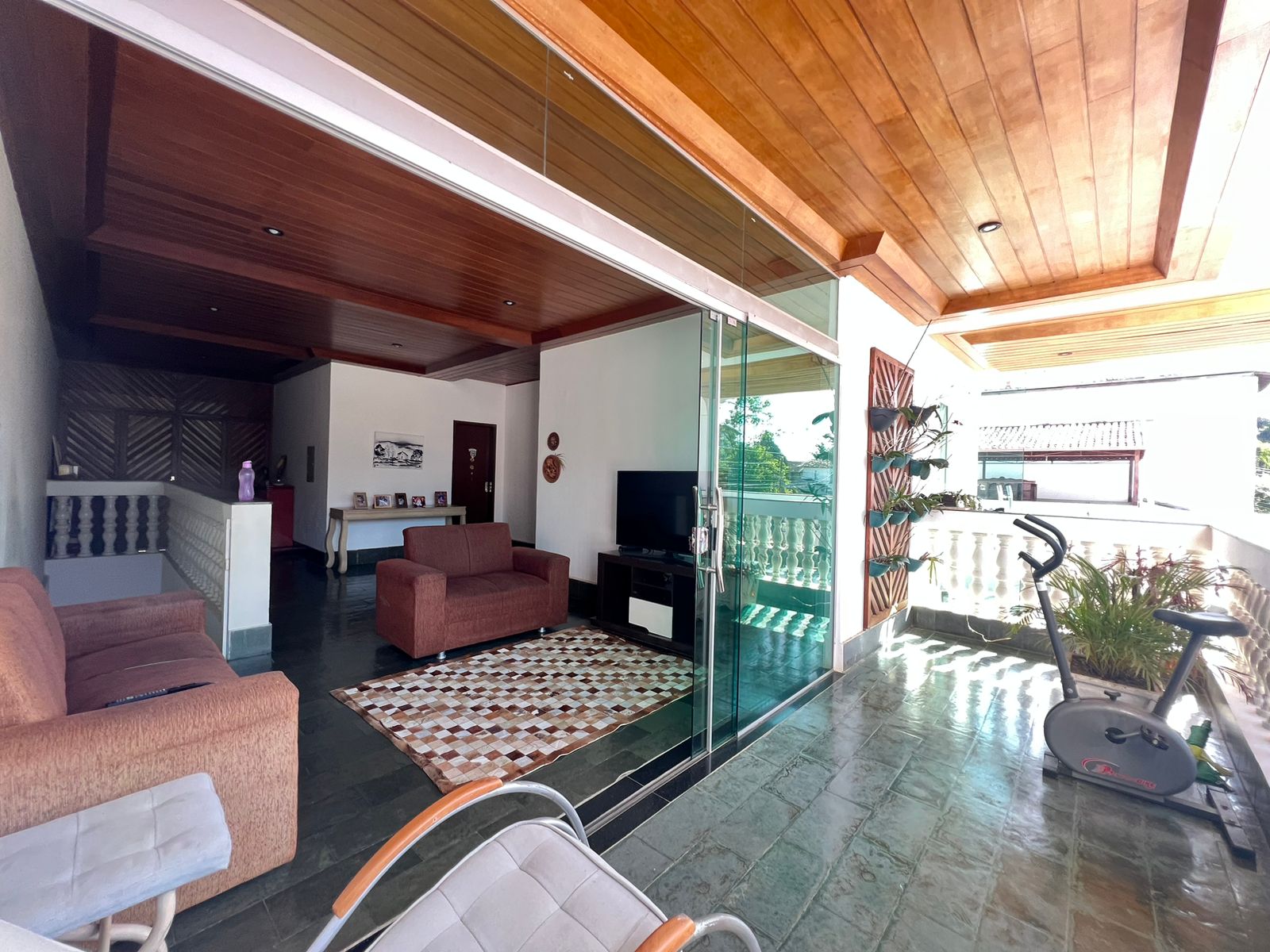 Casa 2 suítes - Ilha dos Araújos em Governador Valadares