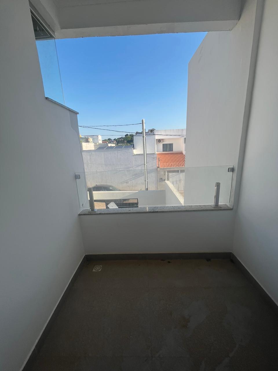 Casa 2 quartos - Kennedy  Governador Valadares