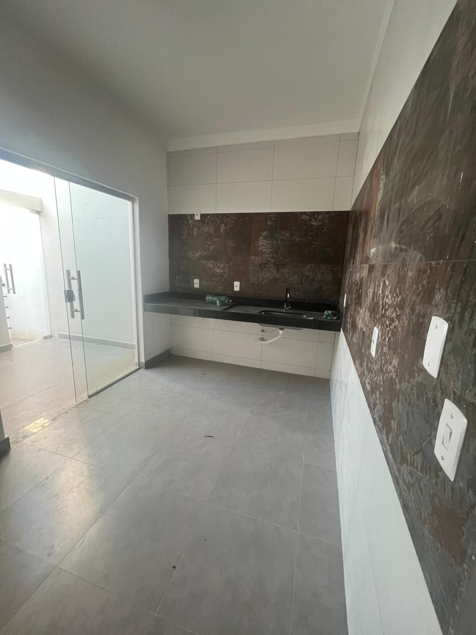 Casa 2 quartos - Kennedy  Governador Valadares